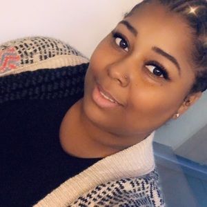 Meet your Posher, Jelesa